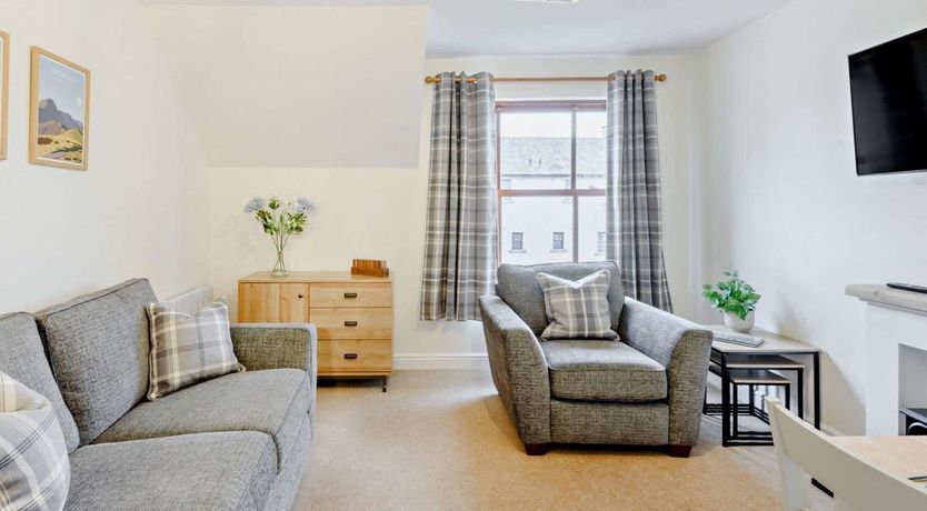 Photo of in Keswick (91901)