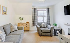 Photo of in Keswick (91901)