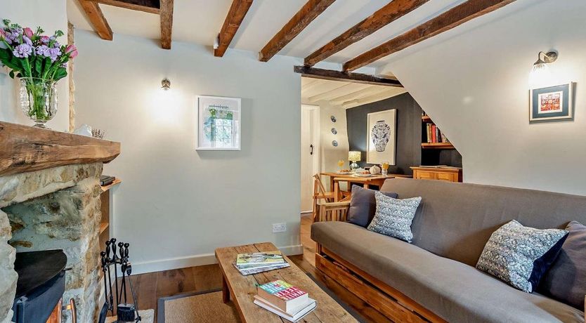 Photo of 2 Bed in Hook Norton