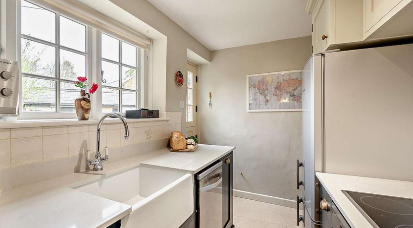 Photo of 2 Bed in Hook Norton