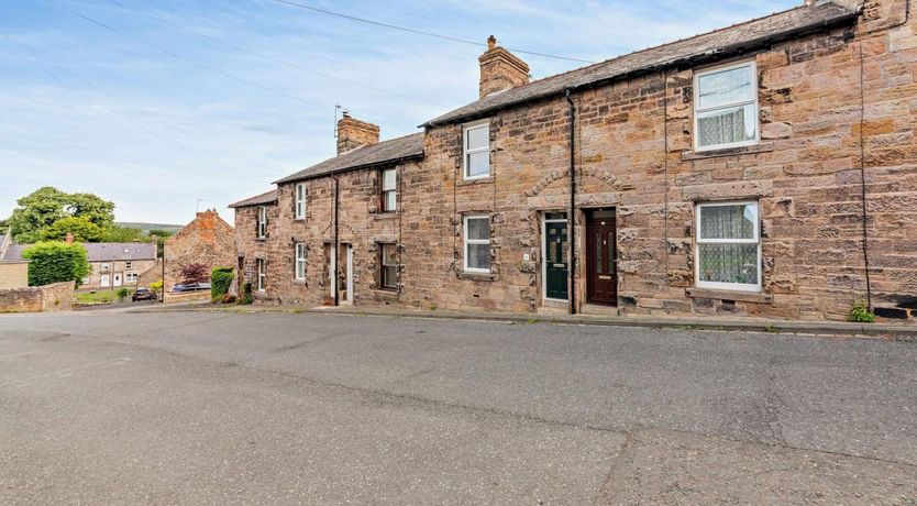 Photo of in Wooler (92074)