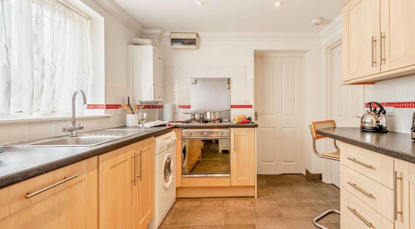 Photo of 2 Bed in Burton