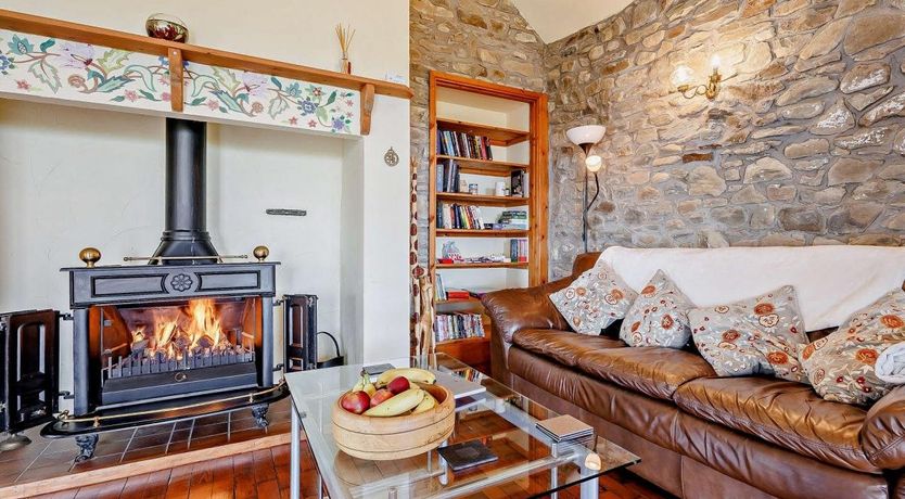 Photo of 4 Bed in Llanrhystud