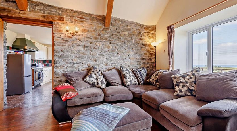 Photo of 4 Bed in Llanrhystud