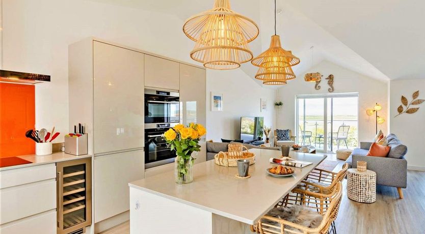 Photo of 3 Bed in Appledore