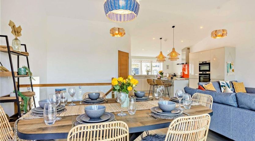 Photo of 3 Bed in Appledore