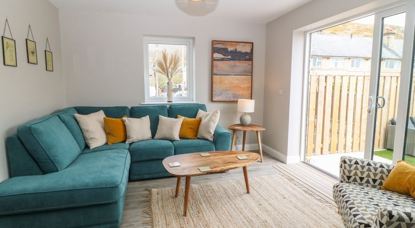 Photo of 1 Crud Y Mor