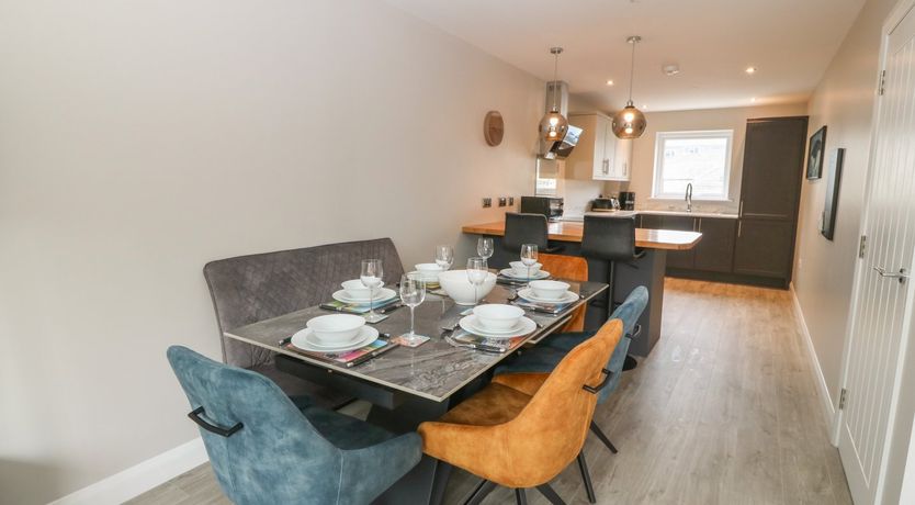 Photo of 1 Crud Y Mor