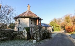 Photo of Llwyngwair Lodge