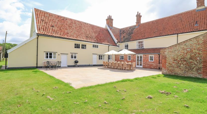 Photo of South Grange House & Cottage