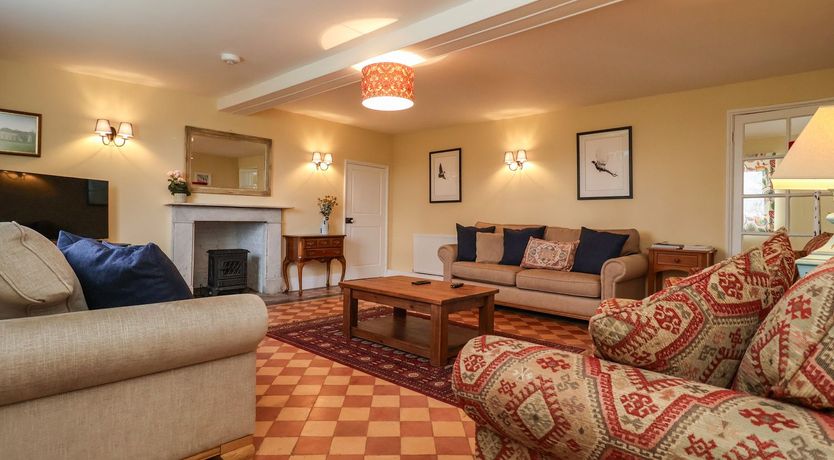 Photo of South Grange House & Cottage