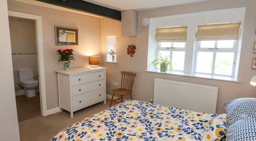 Photo of Piccadilly View