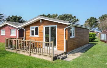 Little Trebah Holiday Cottage