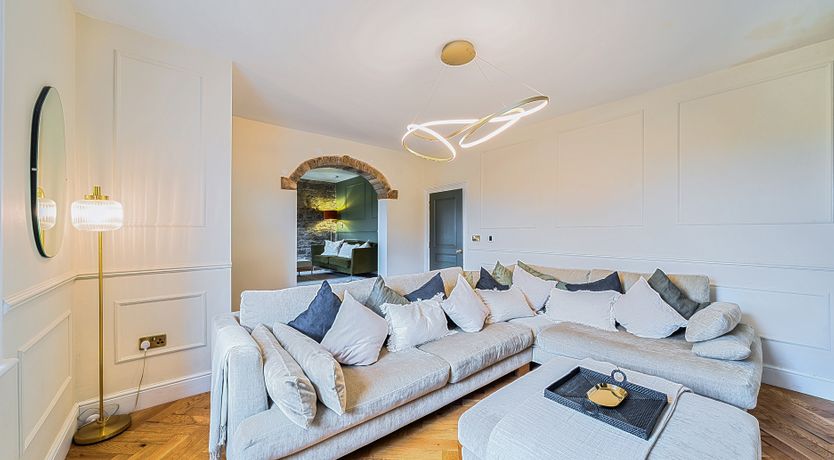 Photo of Hillside House