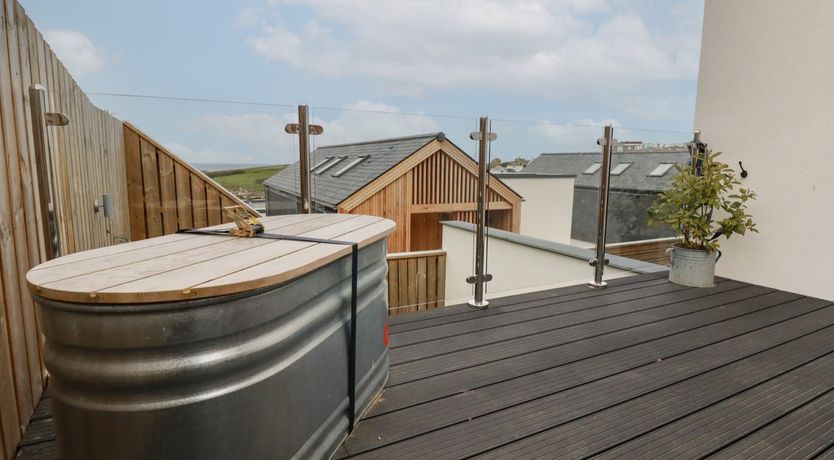 Photo of 5 Longshore