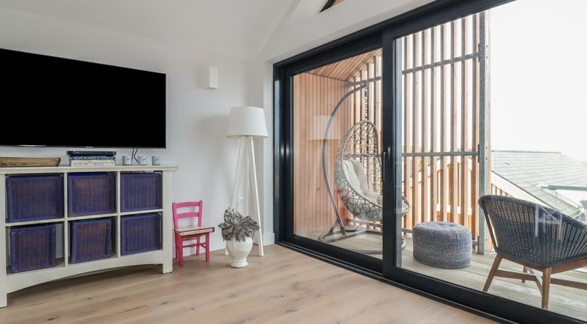 Photo of 5 Longshore