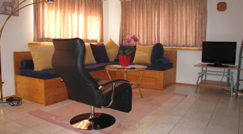 Photo of Ferienwohnung Chasa Schmidt