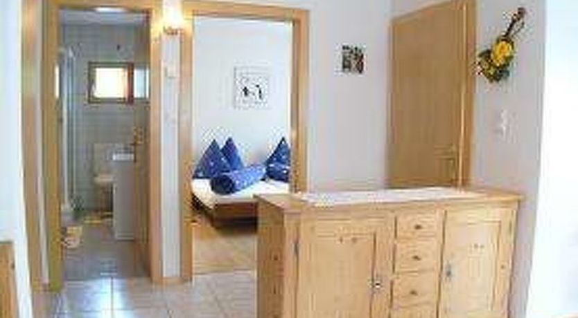 Photo of Ferienwohnung Chasa Schmidt