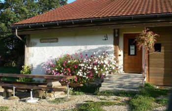 Maison de vacances - Les Hirondelles Holiday Home