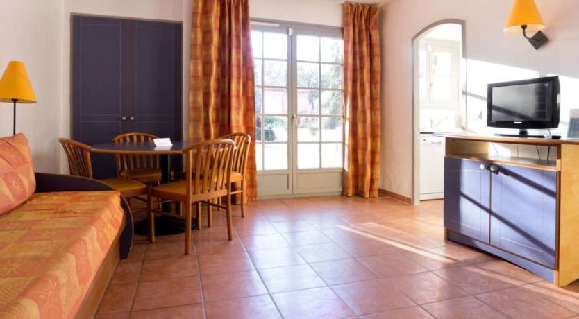 Photo of Sowell Résidences Les Chênes Verts Apartment 2