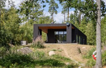 Paradiset Holiday Home