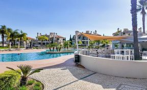 Photo of Pine Hills Esmeralda