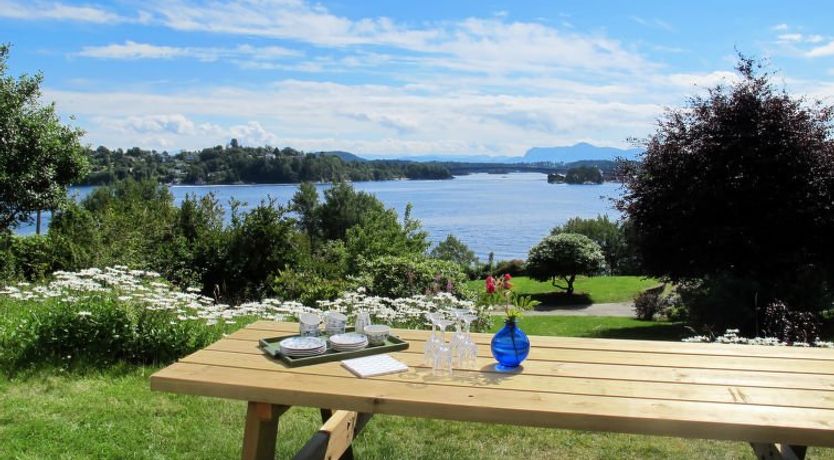 Photo of Strøneneset