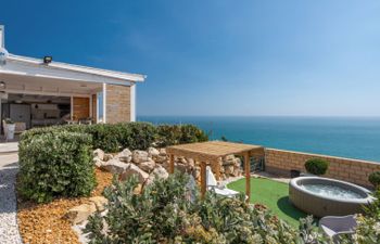 Orizzonte Holidays Villa