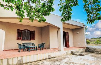 Cecilia Holiday Home
