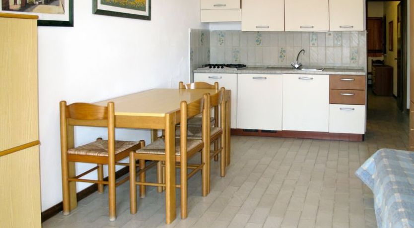 Photo of Elbamar Lacona I