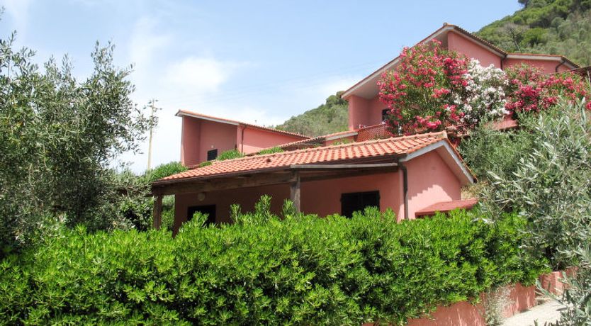 Photo of Elbamar Lacona I