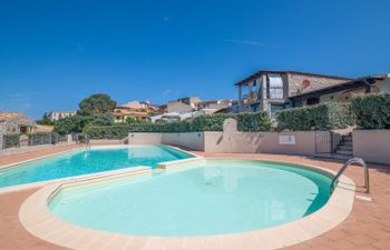 Peonia Holiday Home