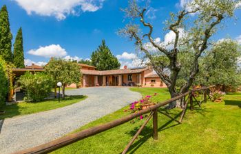 Casale L'Uliveta Holiday Home