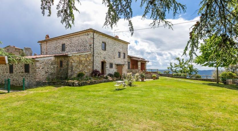 Photo of Lunaria + Solaria + Nuvola