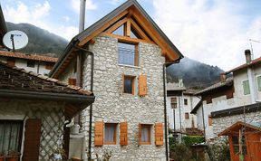 Photo of Albergo Diffuso - Cjasa de Barce