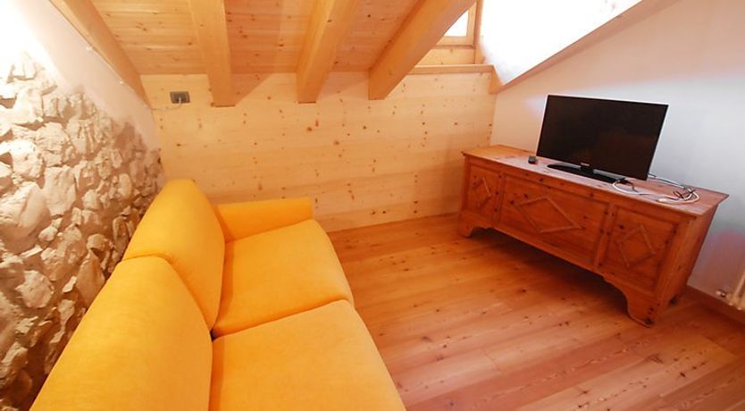 Photo of Albergo Diffuso - Cjasa Ustin Apartment 3