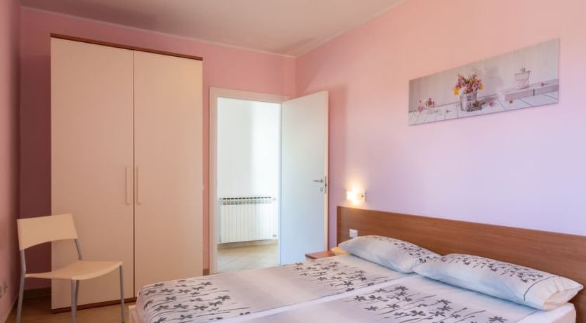 Photo of Rosa (PTB150)