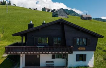 Chalet Theresia Holiday Home