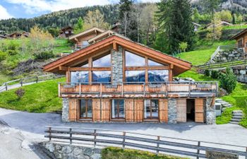 Chalet Flocon de Neige Holiday Home