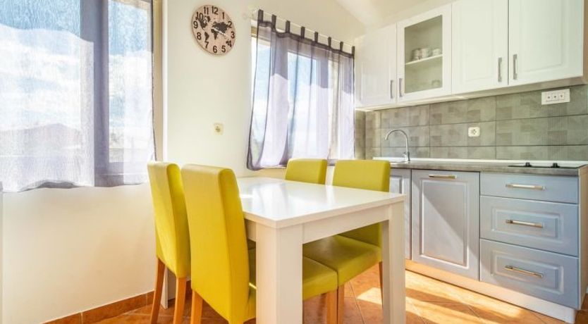 Photo of Mi&scaron;kulin Apartment 2