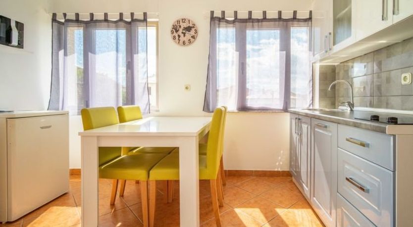 Photo of Mi&scaron;kulin Apartment 2