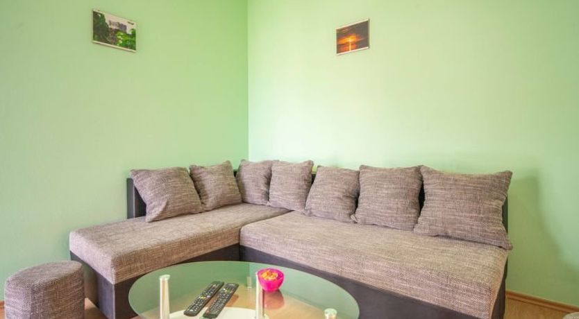 Photo of Mi&scaron;kulin Apartment 2