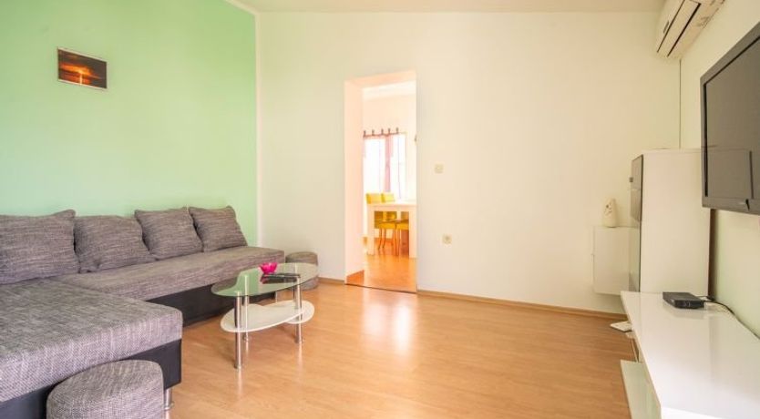 Photo of Mi&scaron;kulin Apartment 2