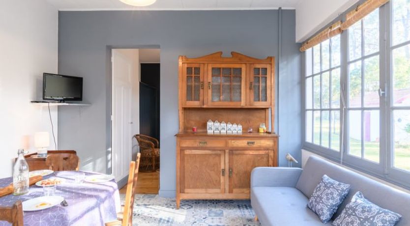 Photo of Chante Cigale