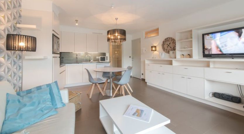 Photo of Sea Breeze Apartment 4