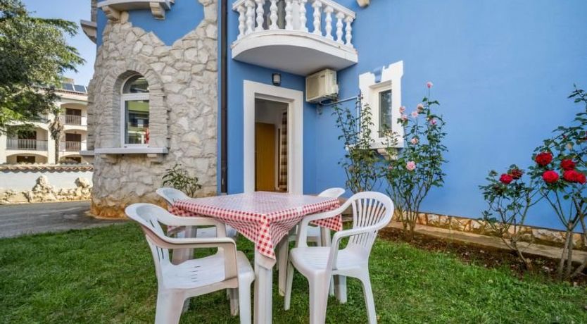 Photo of Hilde Blue Apartment 7