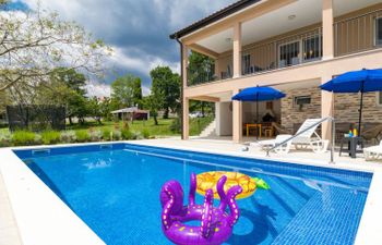 Marina Holiday Home