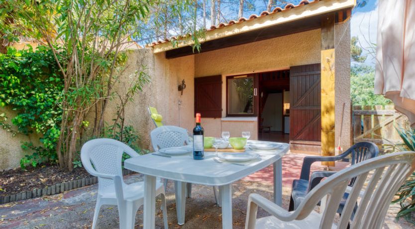 Photo of Les Cracks - Les As Holiday Home 2