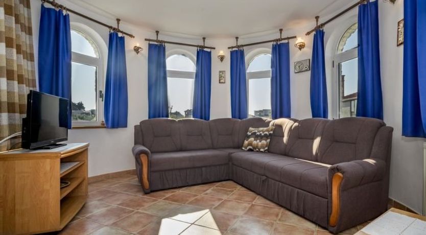 Photo of Hilde Blue Apartment 3