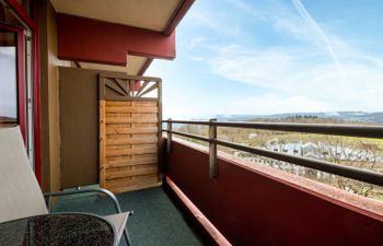 Eifelblick (B906) Apartment 22 Holiday Home